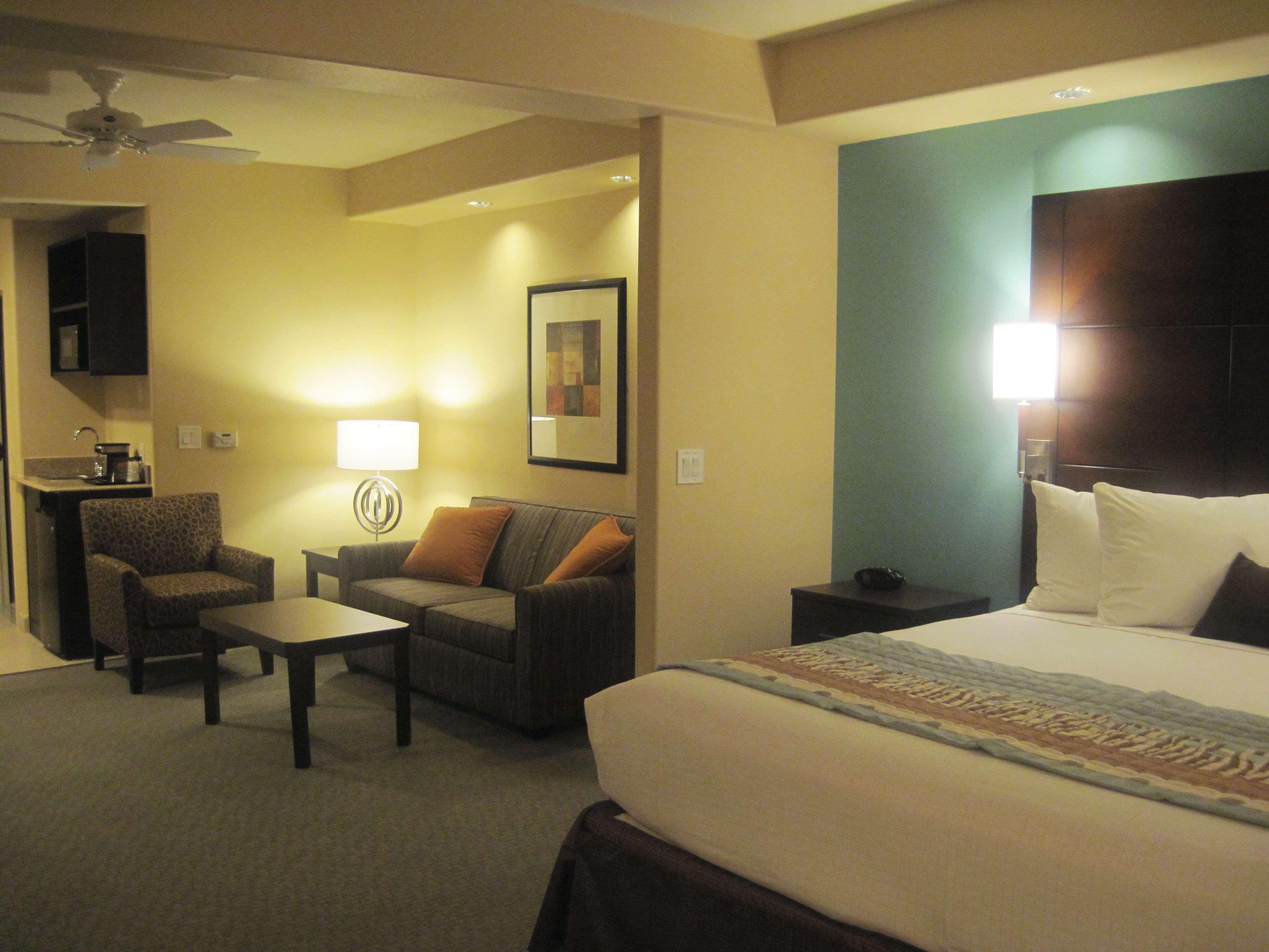 Best Western Plus Midland Suites Zimmer foto