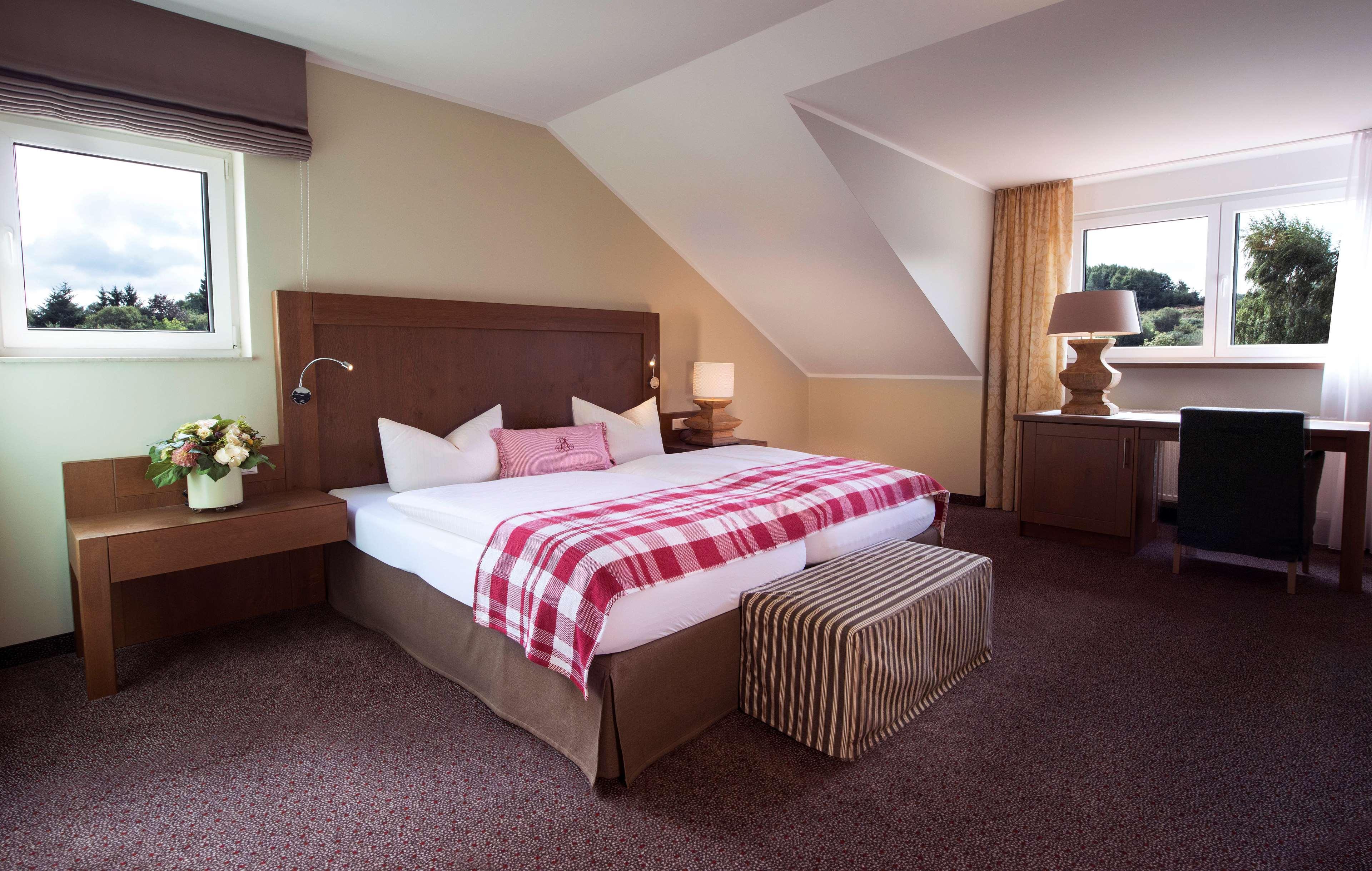 Best Western Plus Midland Suites Exterior foto